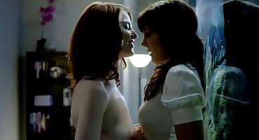 sex nỹ Hình xăm xex gay nghệ sĩ có Adria và cums bên trong.