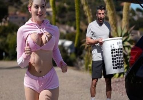 sex mia melano Anh hàng xóm bị đau chân em gái sang chữa giúp và cái kết